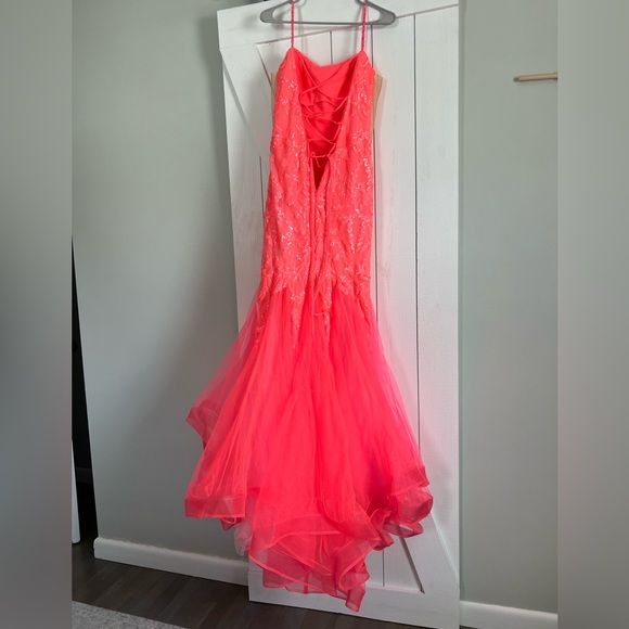 Gorgeous Mermaid Style Coral Prom Dress - Picture 4 of 4